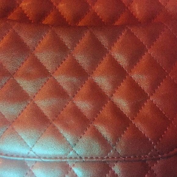 Cranberry/pomegranate 🍎 RED Quilted purse 👜 - Picture 5 of 7